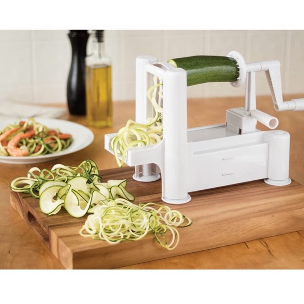 NWT Fox Tun Tri-Blade Spiral Vegetable Slicer